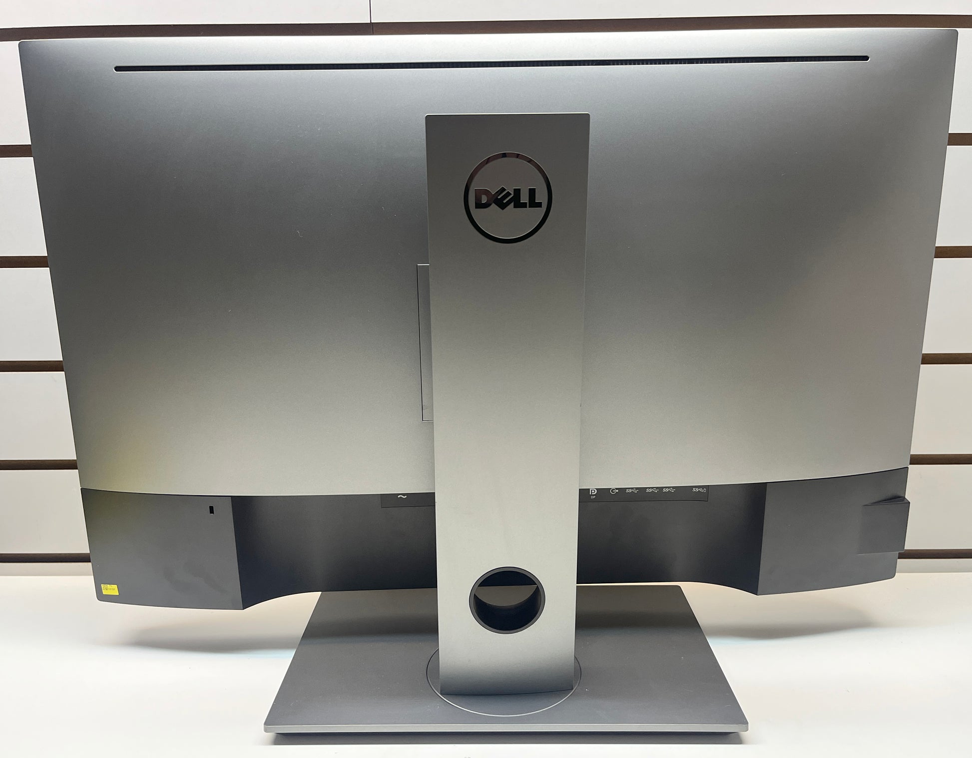 Dell UP3017 Monitor | Black | 30" WQXGA 2560 x 1600 | HDMI & DisplayPort