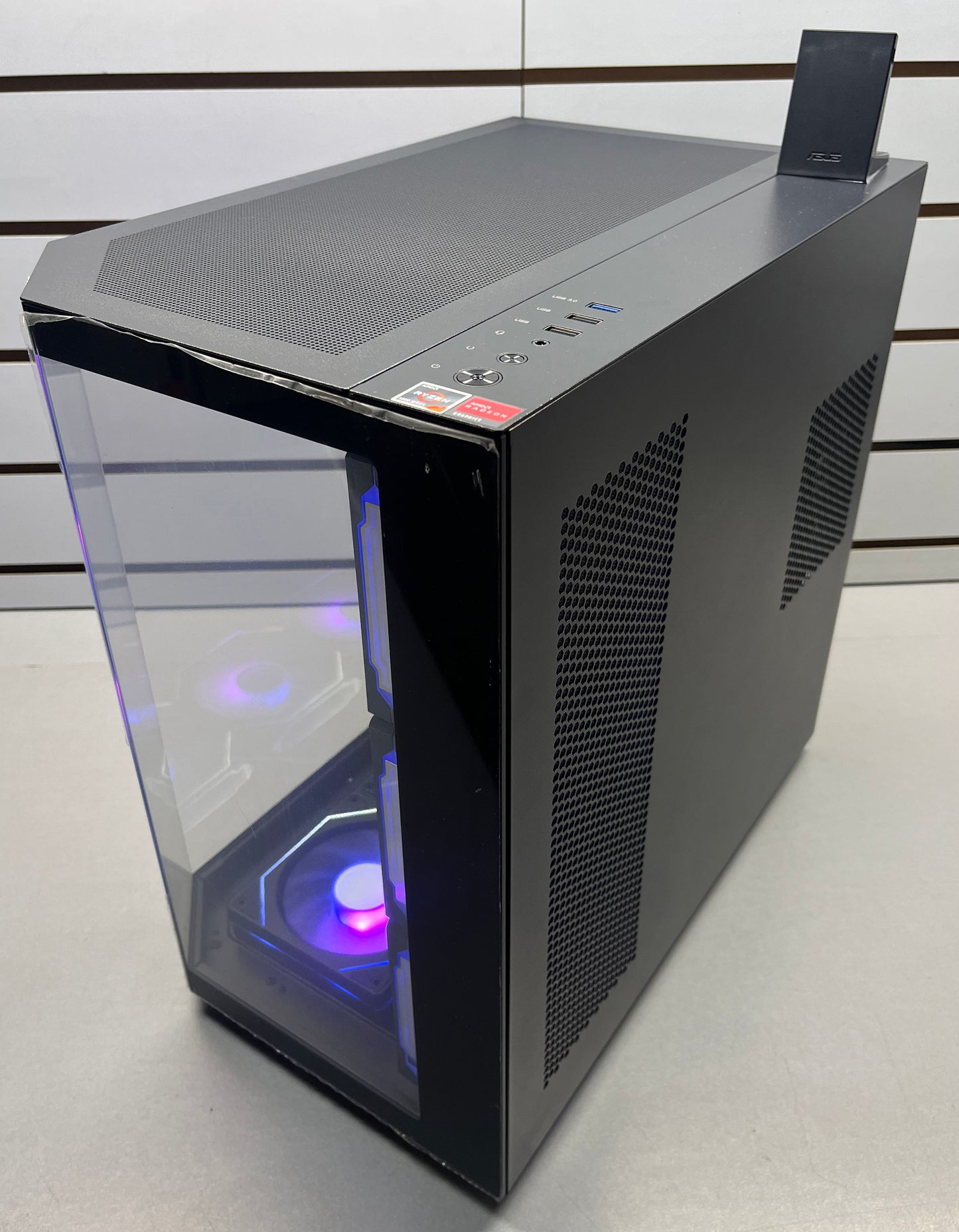 Gaming On The Edge Gaming PC - New Case Design