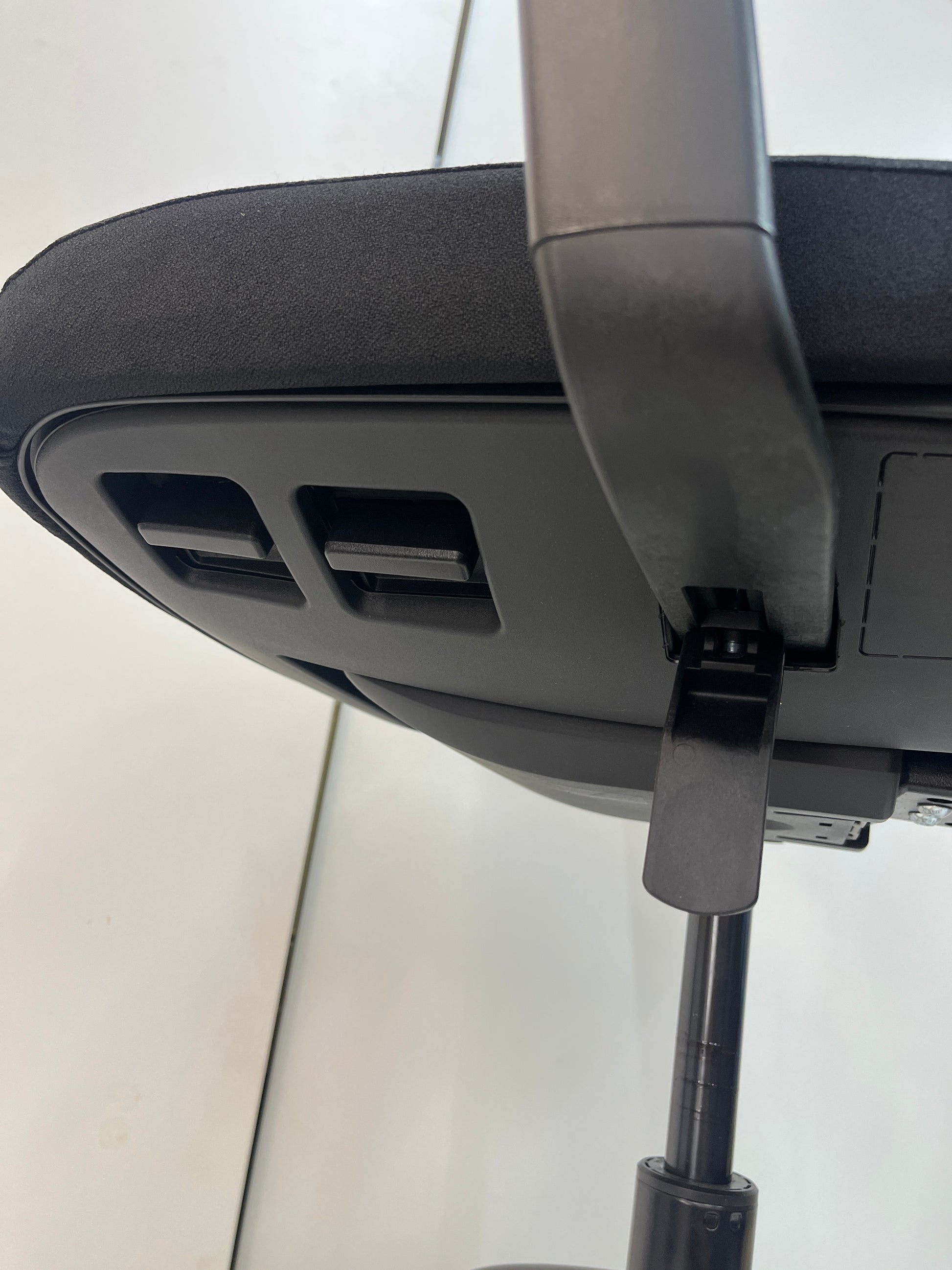 Ergonomic Positiv Plus High Back Black Office Chair (with armrests)