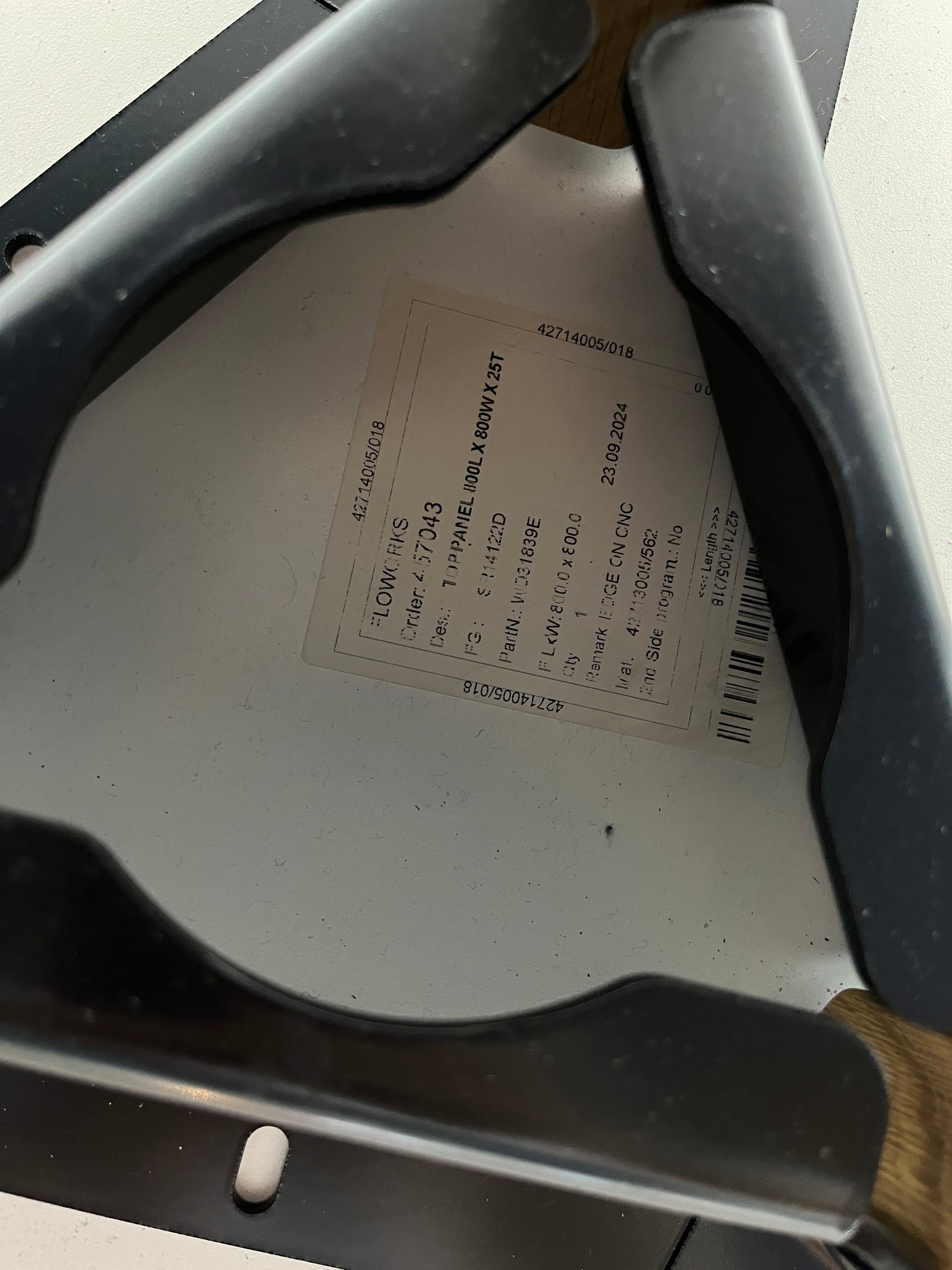 3x Orangebox Acorn Stacking Chairs & FloWorks Jack Coffee Table Set