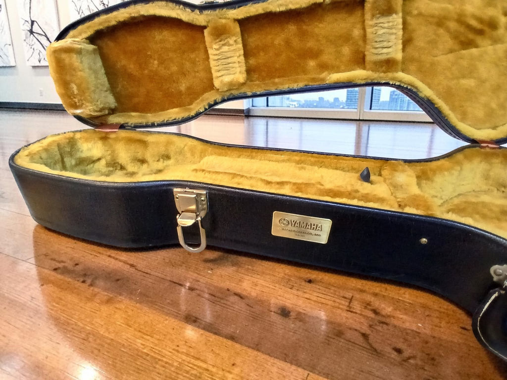 1987 Yamaha SA2100 Semi-Hollow Body Guitar – Polished Ebony with Original Hard Case