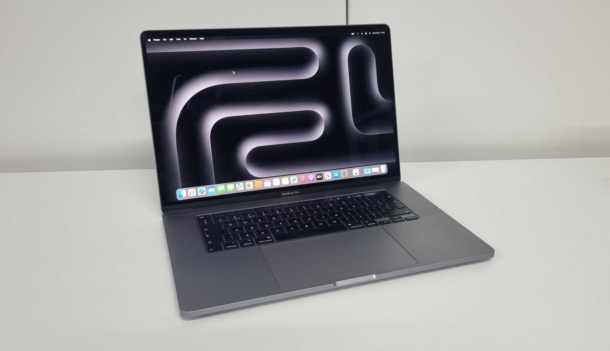 Apple MacBook Pro 2019 16" With Logic Pro