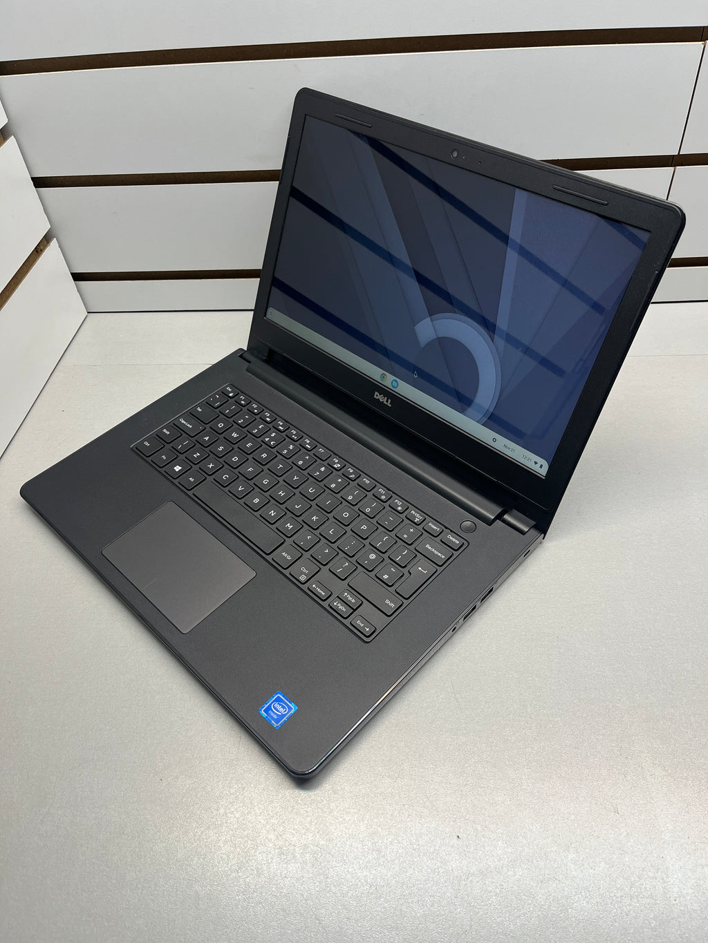 Dell Latitude Chromebook - 14" Display - Chrome Flex OS