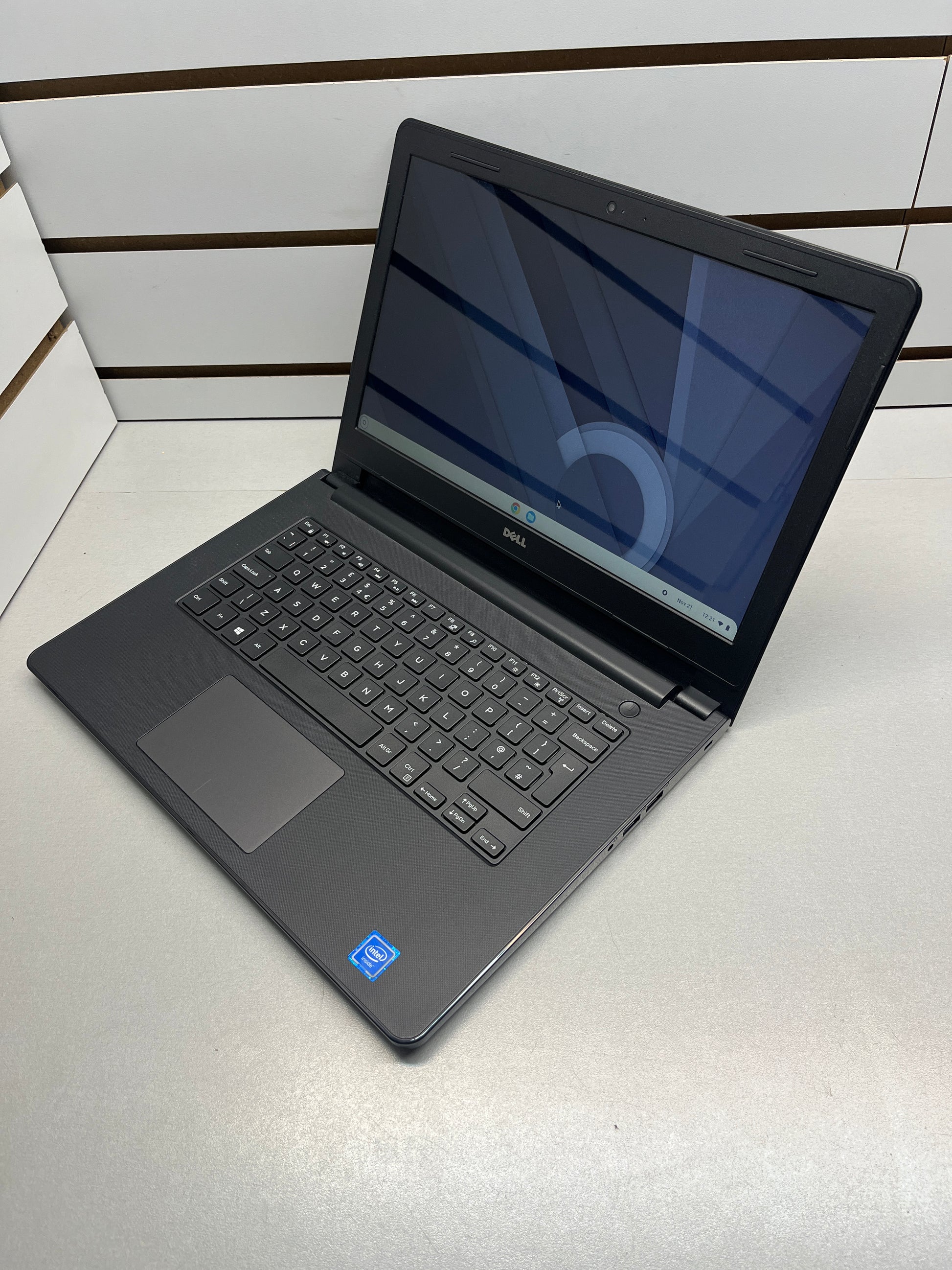 Dell Latitude Chromebook - 14" Display - Chrome Flex OS