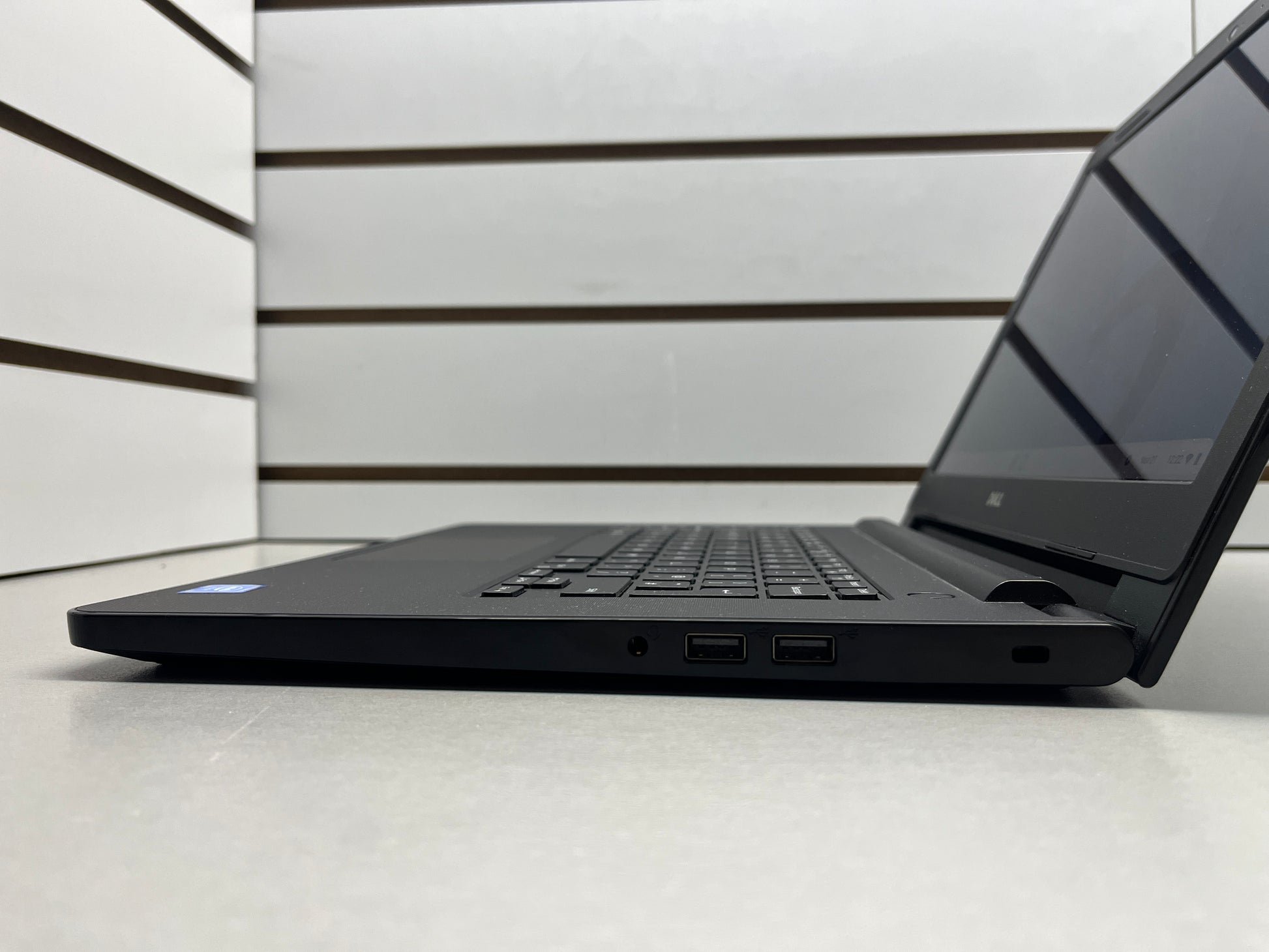 Dell Latitude Chromebook - 14" Display - Chrome Flex OS