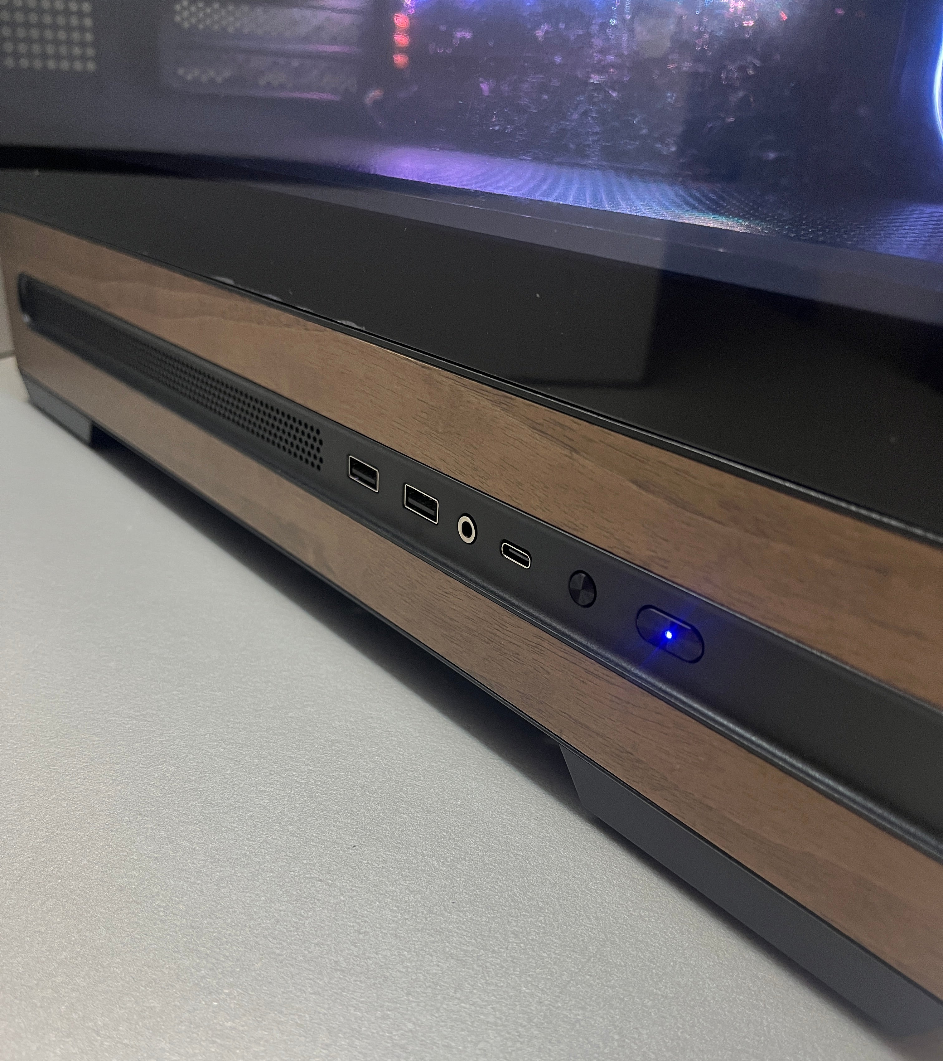 Elegance Gaming PC - Ultra 7 265K - 64GB DDR5 RAM - 2TB Gen 5 SSD