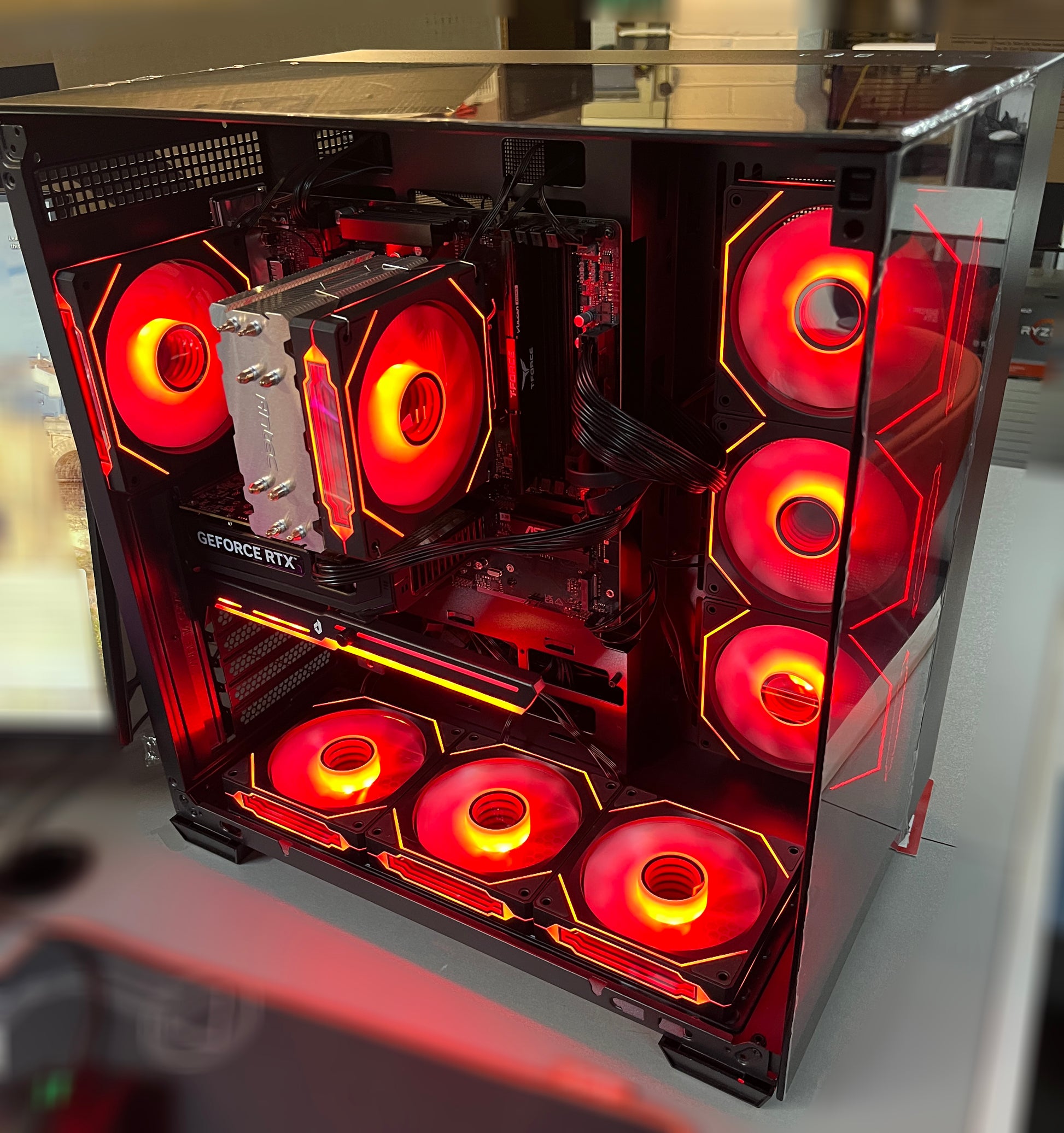 Hybrid Visio Gaming PC –  Ryzen 5 / Ryzen 7 - 16GB DDR5 - 1TB SSD