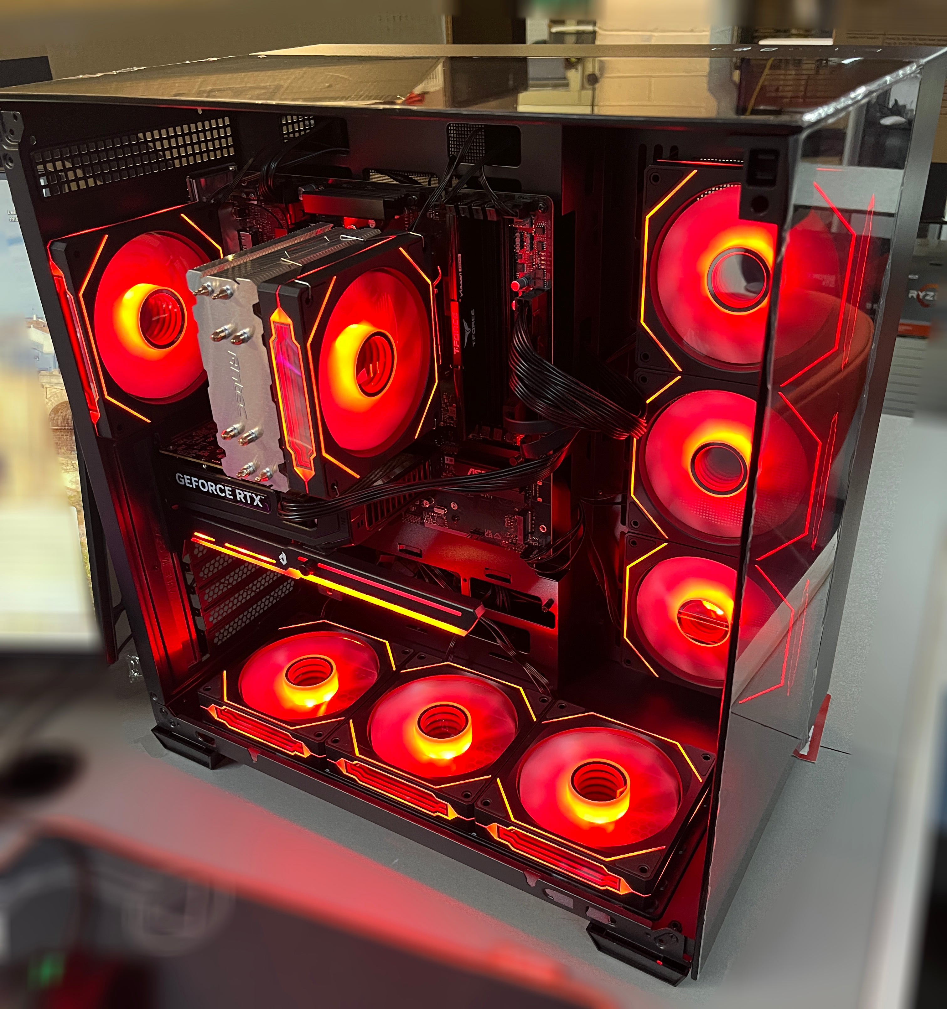 Hybrid Visio Gaming PC –  Ryzen 5 / Ryzen 7 - 16GB DDR5 - 1TB SSD