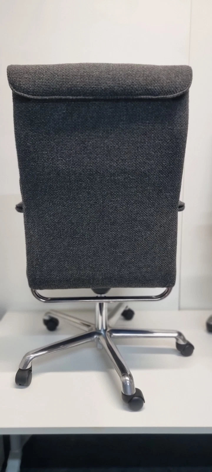 Boss Design Delphi High Back Executive Chair – Chrome Frame, Premium Fabric, Multiple Features