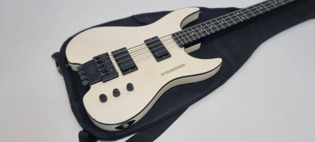 Steinberger XM-2 White Electric Headless Bass 1989 From The Newburgh NY Factory