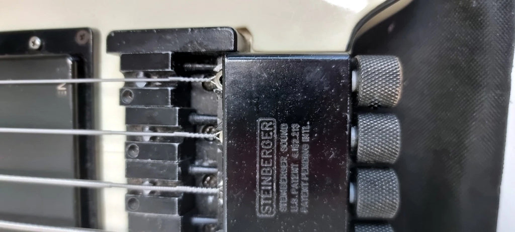 Steinberger XM-2 White Electric Headless Bass 1989 From The Newburgh NY Factory